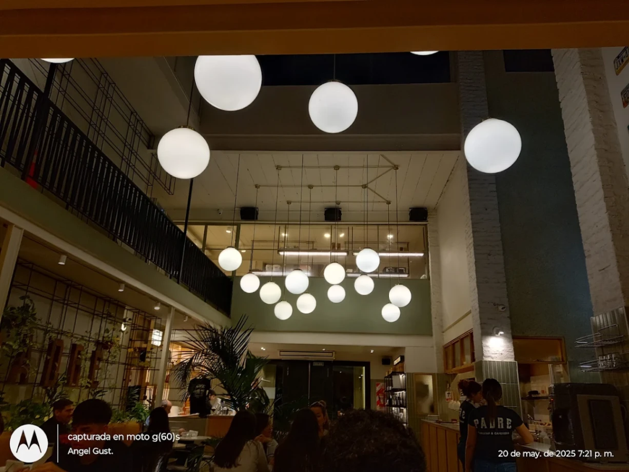 Padre Cafeteria & Panadería